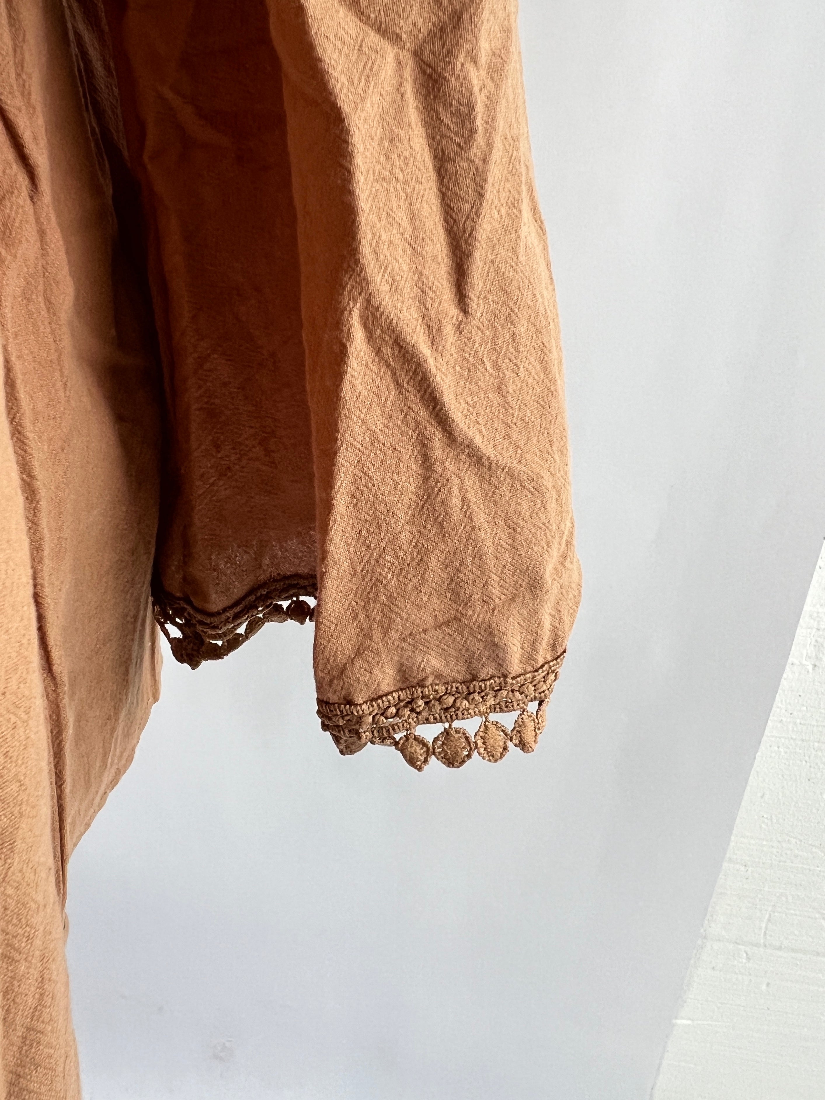 Braune Hippiebluse Quasten | 100% Baumwolle
