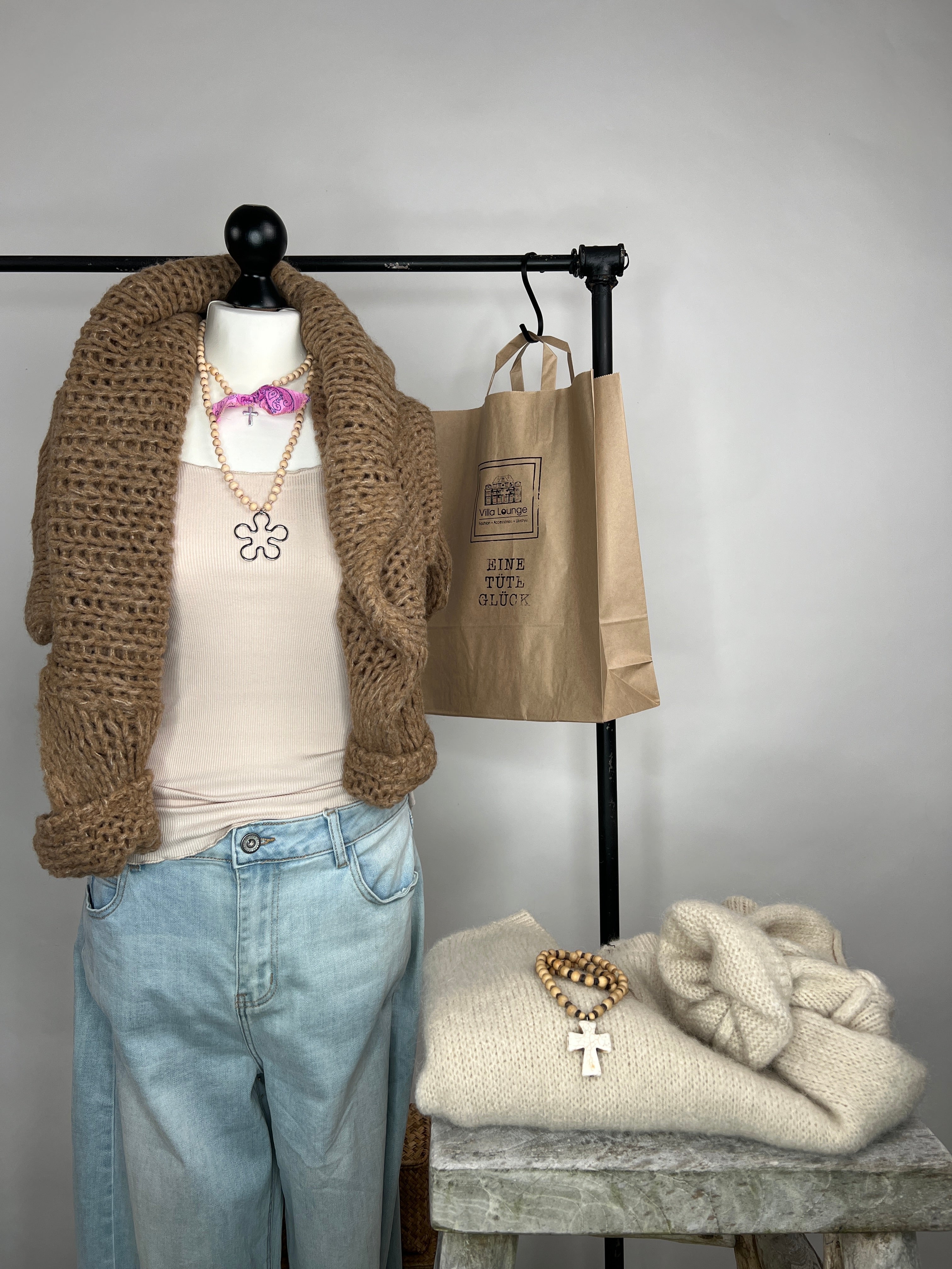 Grobstrickpullover Josie Camel