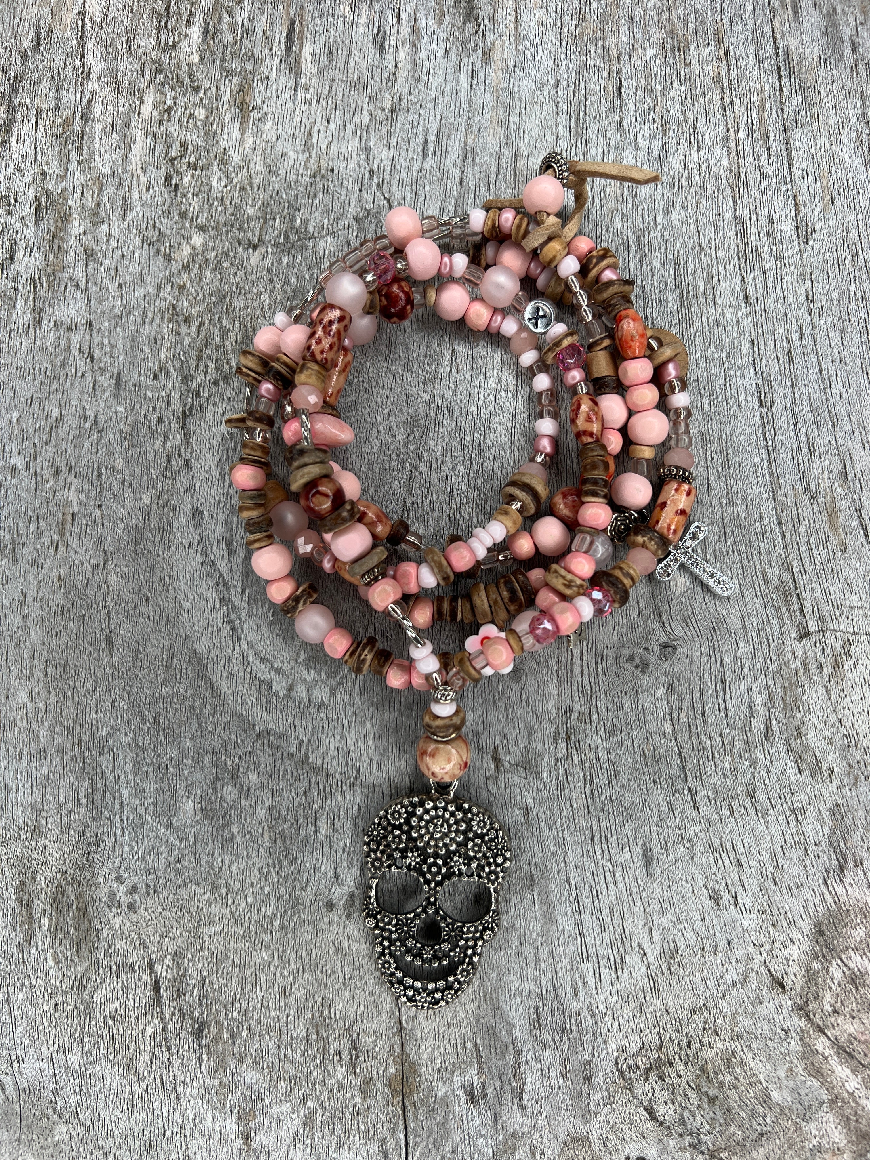 HIPPIEKETTE VALLDEMOSSA