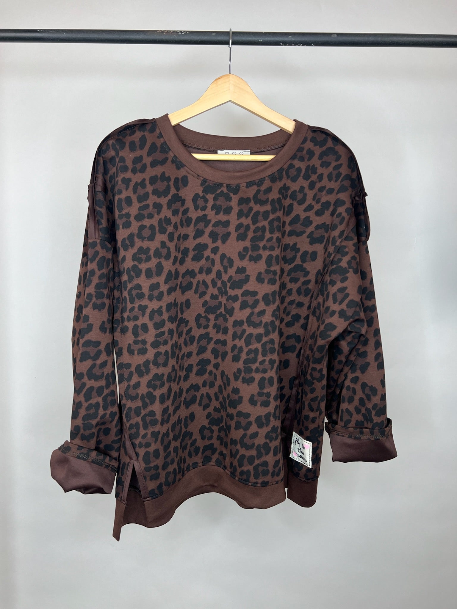 Leo Sweatshirt fly to the moon