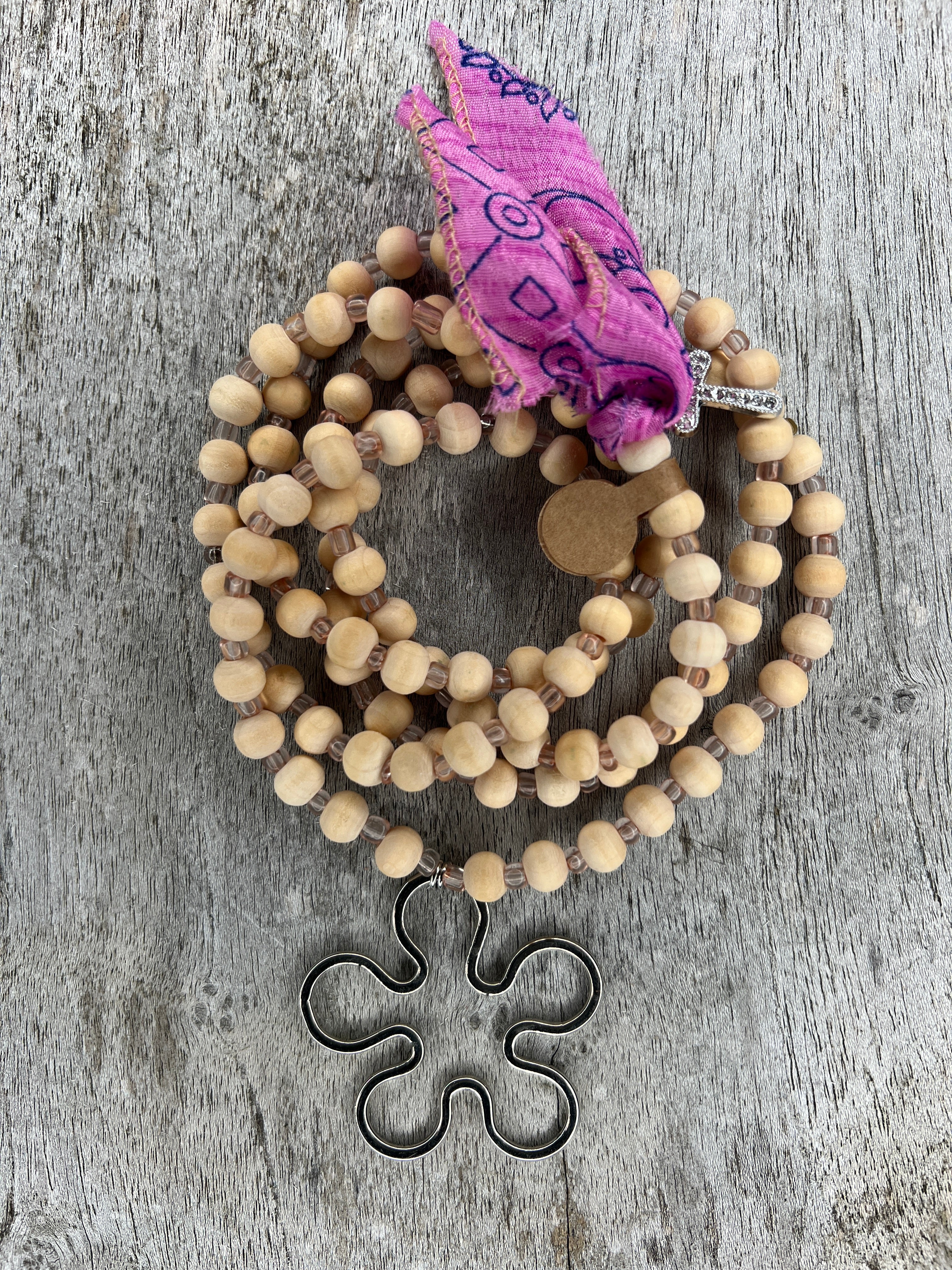 HIPPIEKETTE FORMENTERA