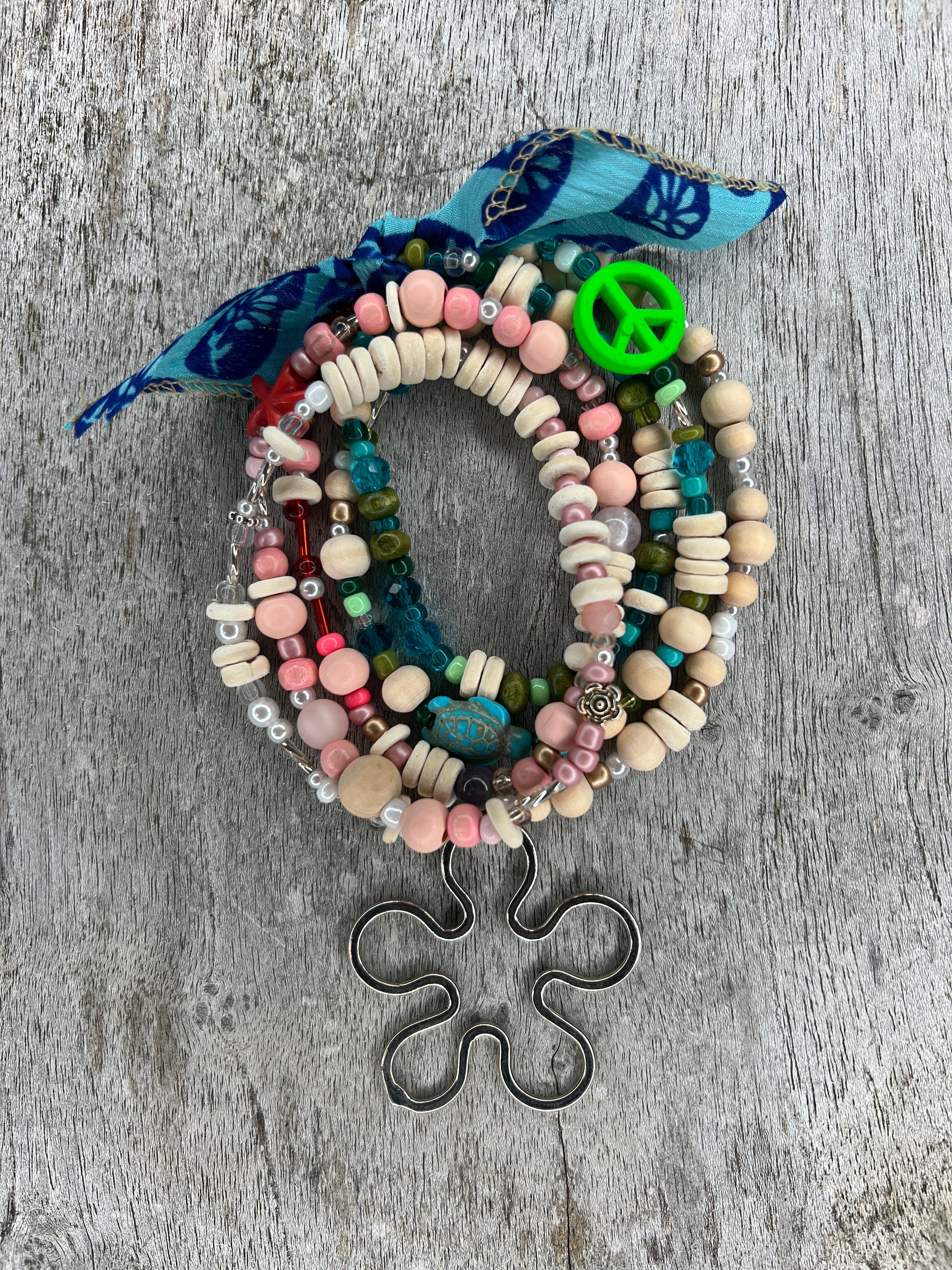 HIPPIEKETTE SANTANYÍ