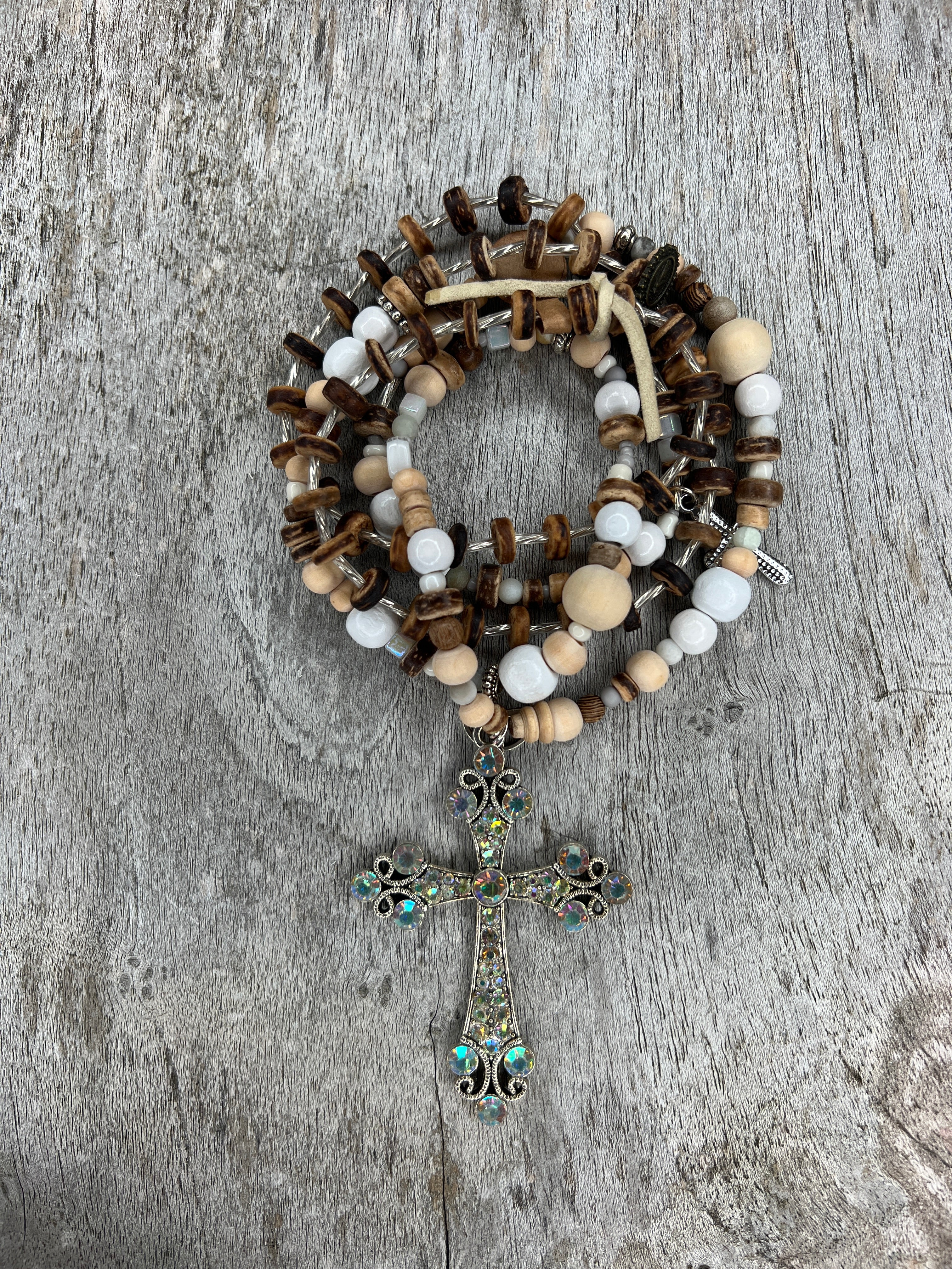 HIPPIEKETTE FELANITX