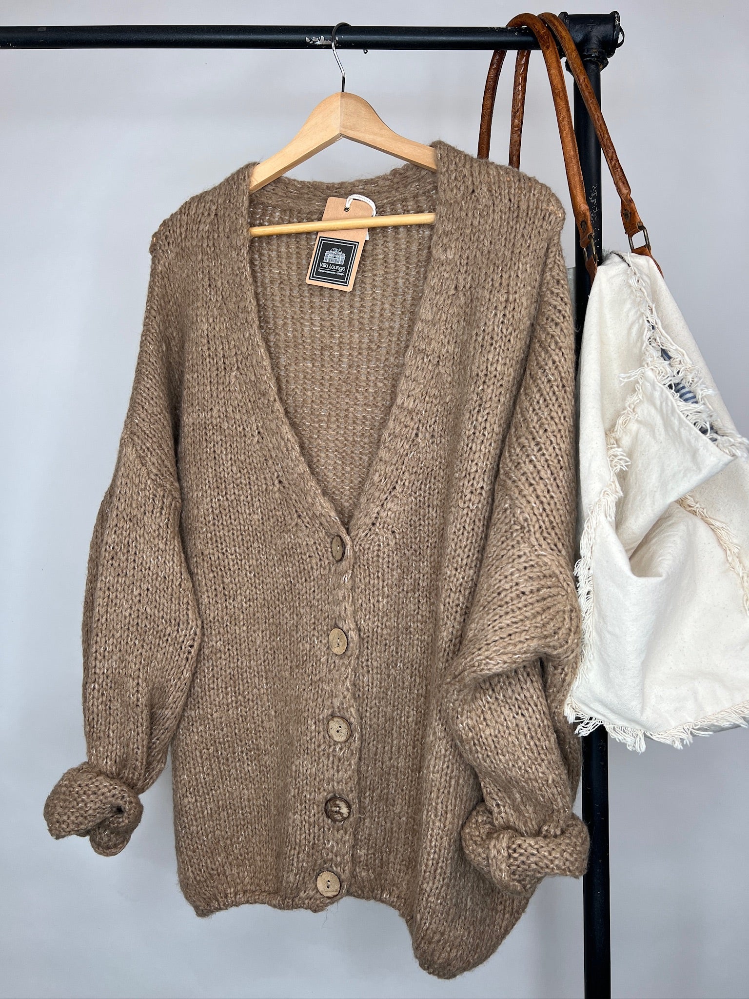 Strickjacke Eva Love camel