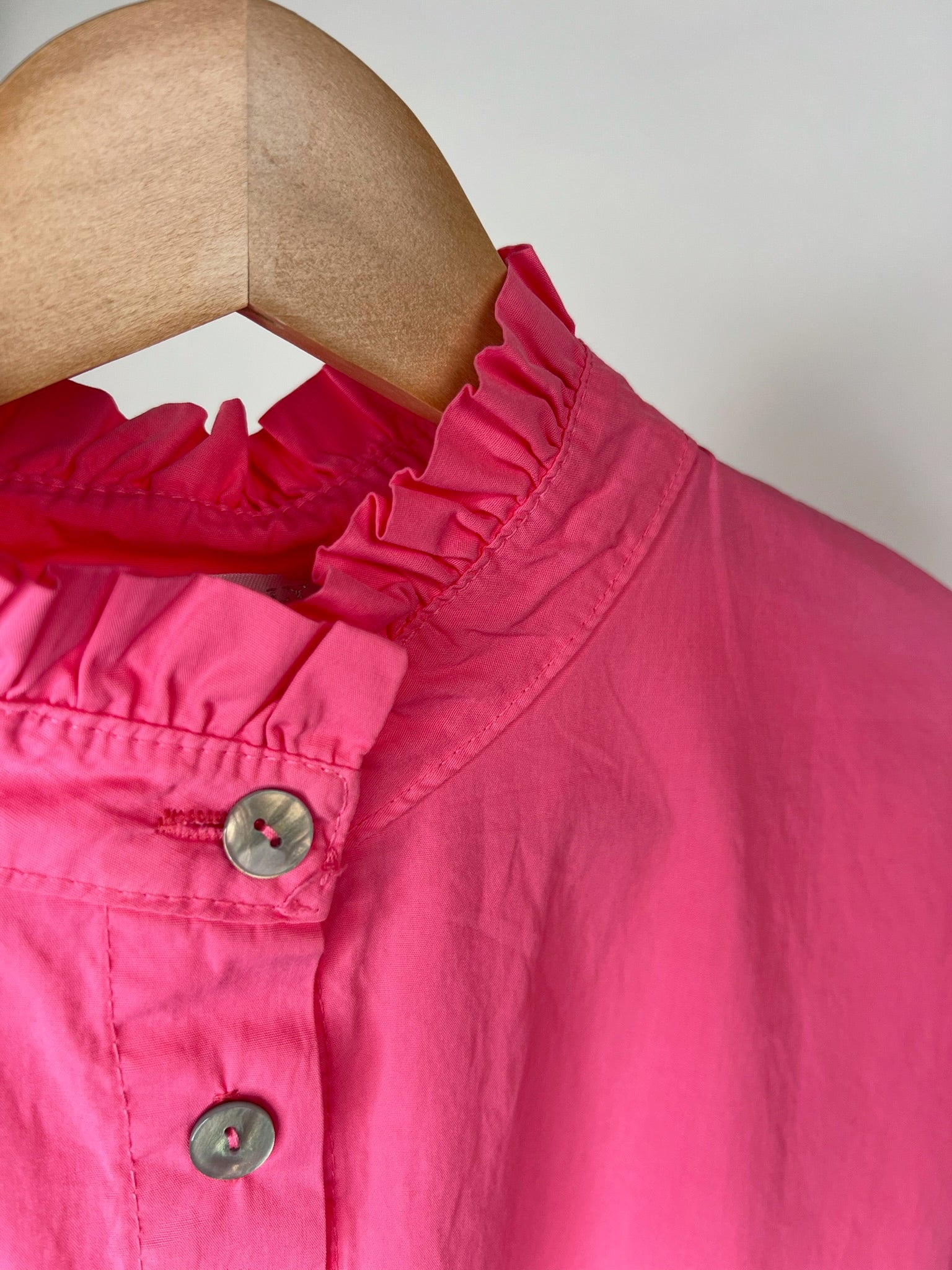 Bluse mit Rüschenkragen