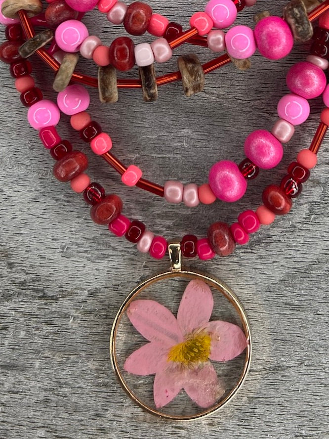 Hippiekette Ses Illetes | Holzperlen pink, rosa