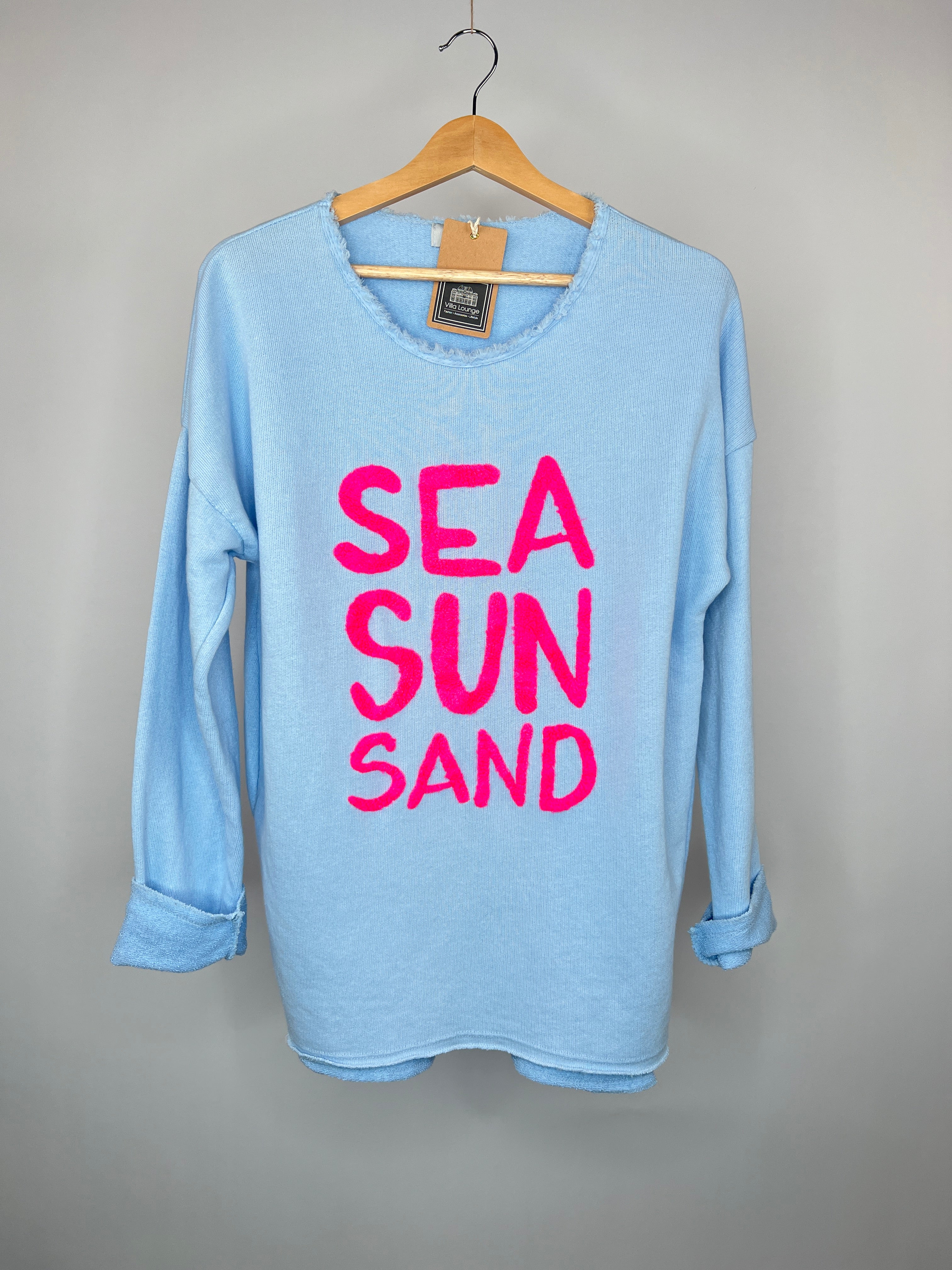 Sea sun sand